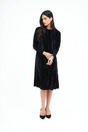Robe en velours froissé à volants Anthro : Noir
