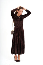 Modest Hazelnut Velvet Midi Skirt – Women's Fashion