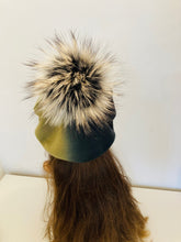 Load image into Gallery viewer, Two Tone Light Green Beret with Pom Pom