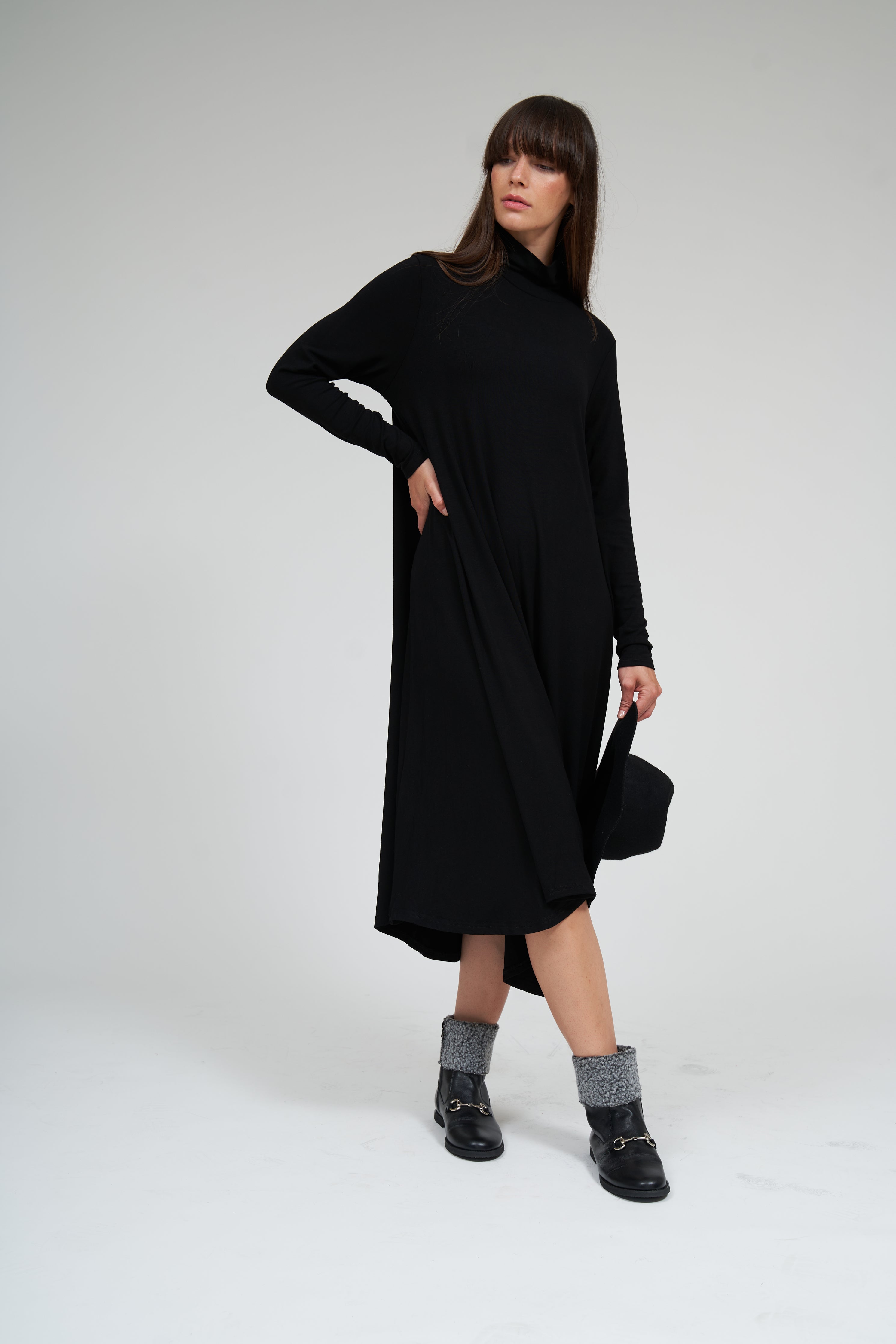 TurtleneckFlowDress-Black3.jpg