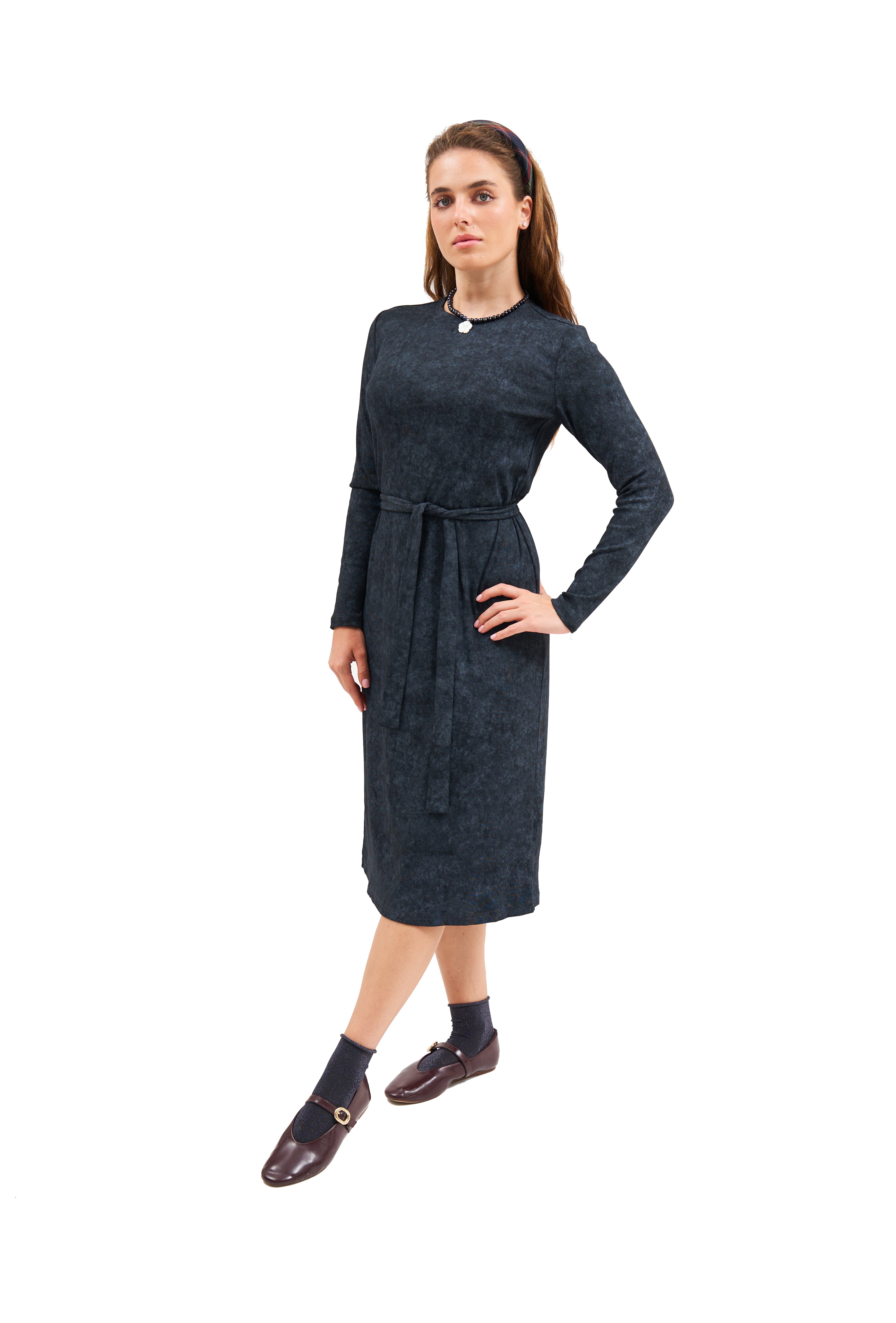 Daniella Faye Seraphine loose basic dress in charcoal — modest women's FW26 collection, photo 1