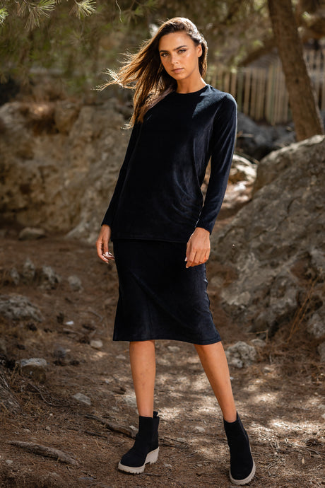 BLACK VELOUR TOP