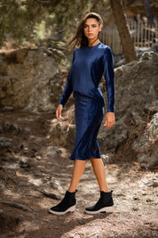 NAVY VELOUR SKIRT